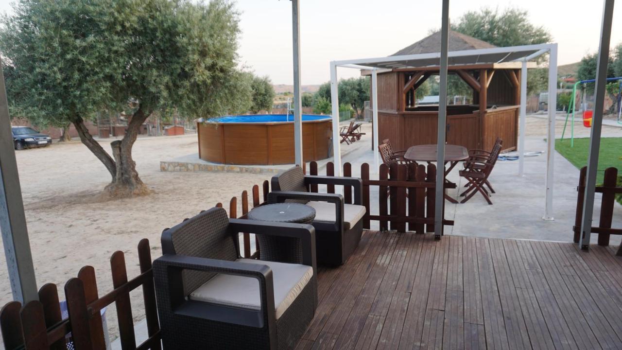Cuchi Farm Villa Chinchon Exterior photo
